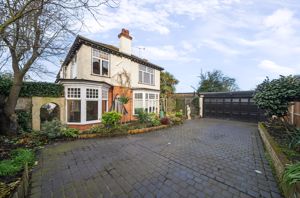 Side aspect- click for photo gallery